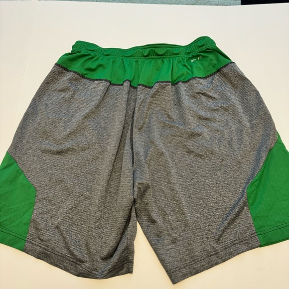 NIKE Men’s Basketball Athletic Short Oregon Ducks U of O XL - Picture 5 of 5